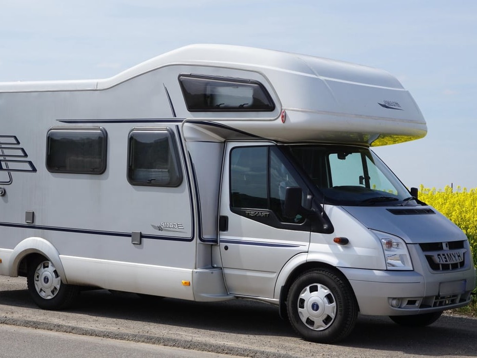 Royal Finish Poing - Aufbereitung von Wohnmobilen vor Ort